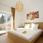 Schuster's Alpenpanorama Aparthotel